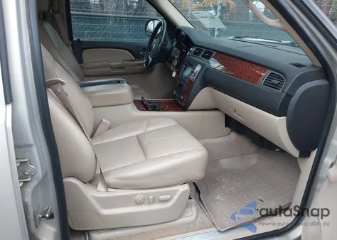 2007 Chevrolet Suburban 1500 Ltz z USA, uszkodzony, nr VIN 3GNFK16307G269916